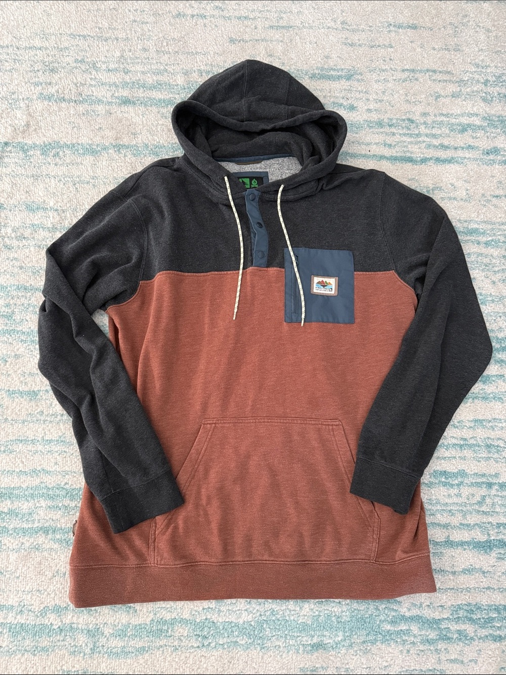 Two-Tone Hooded Pullover Sweatshirt - Black & Rust